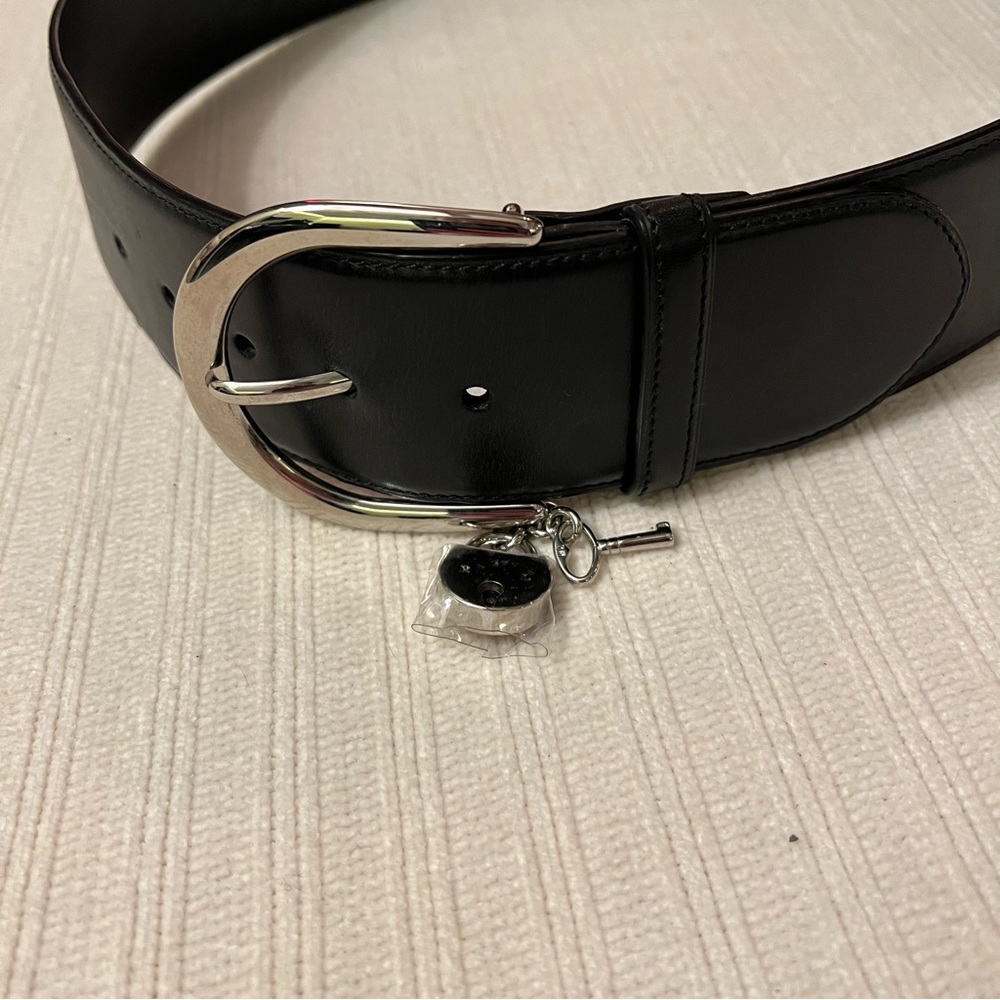 $595 NWT Ralph Lauren black leather padlock key belt M - Picture 2 of 8